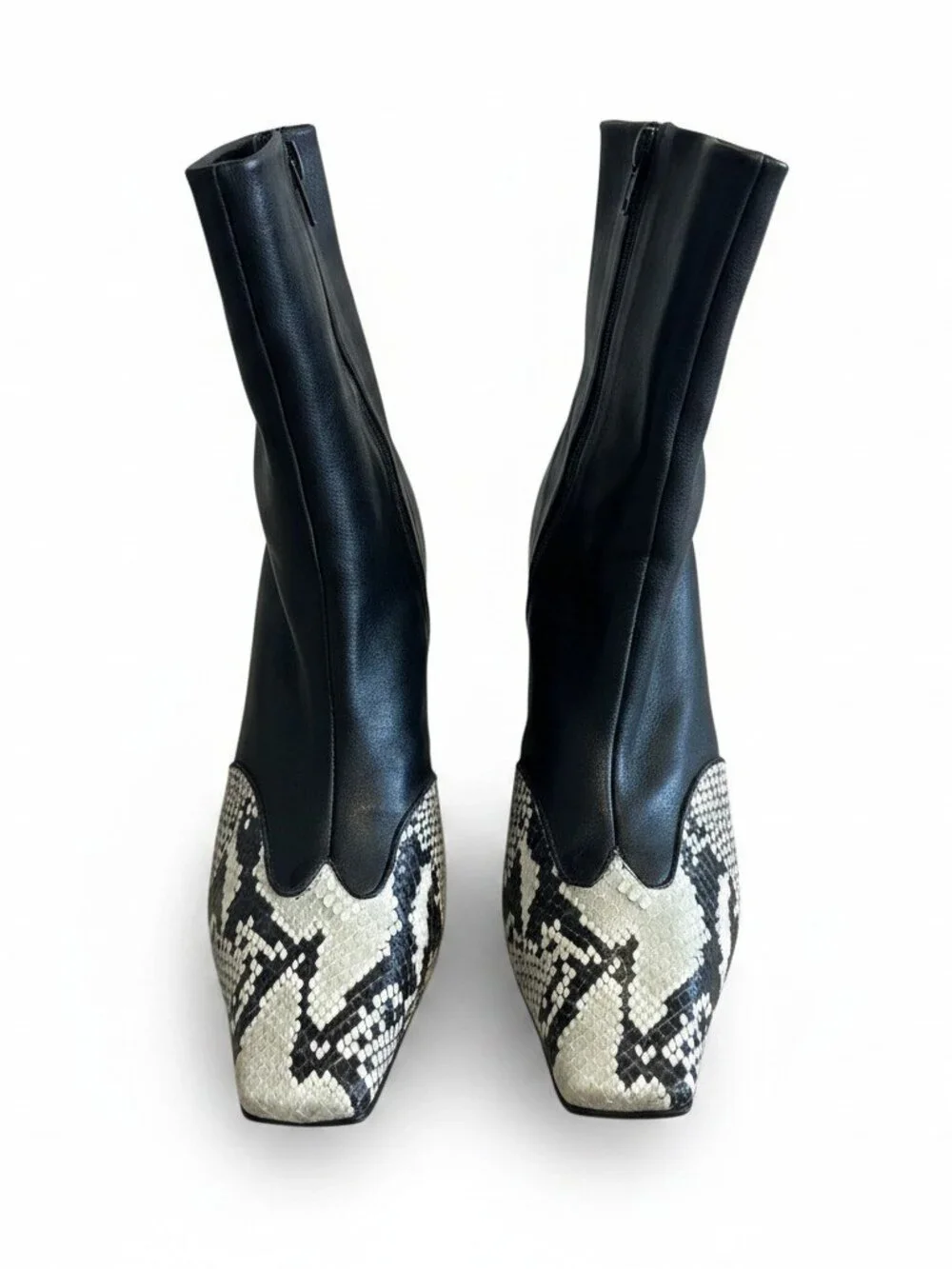 Khaite Women's Black and Brown Boots